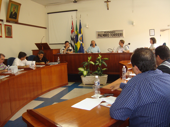 Participantes da Audiência Pública realizada na tarde do dia 23, na Câmara Municipal
