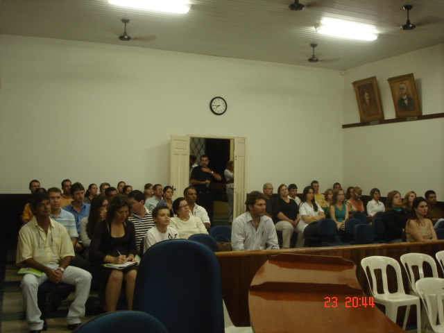Público que prestigiou a abertura do seminário de desenvolvimento local