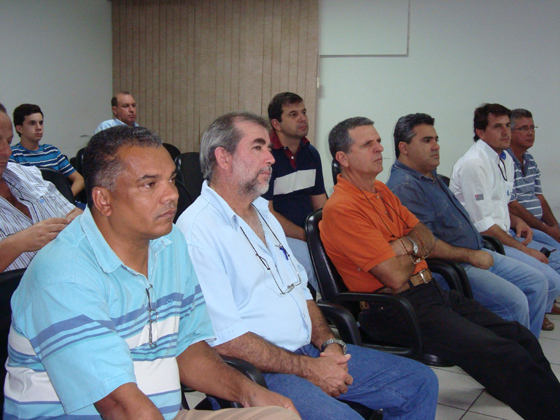 Vereador Toninho, Zunho Cantori, Marcelo Otaviano e Alexandre Machado, na reunião de Agronegócios, no Sindicato Rural
