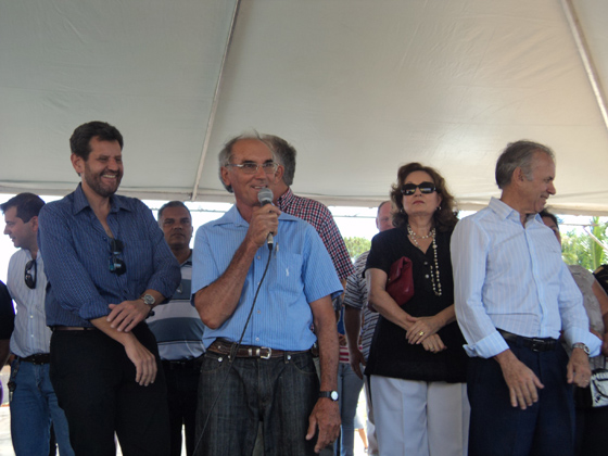 Nardo Gurjon faz agradecimentos e felicita as famílias contempladas com as casas do Conjunto Habitacional Vereador Paulo Gurjon