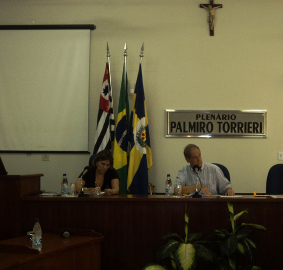 Mariângela Vicente Fonzar (vice-presidente) e Carlos Nunes Patrício de Almeida (presidente do Comitê contra a Dengue)